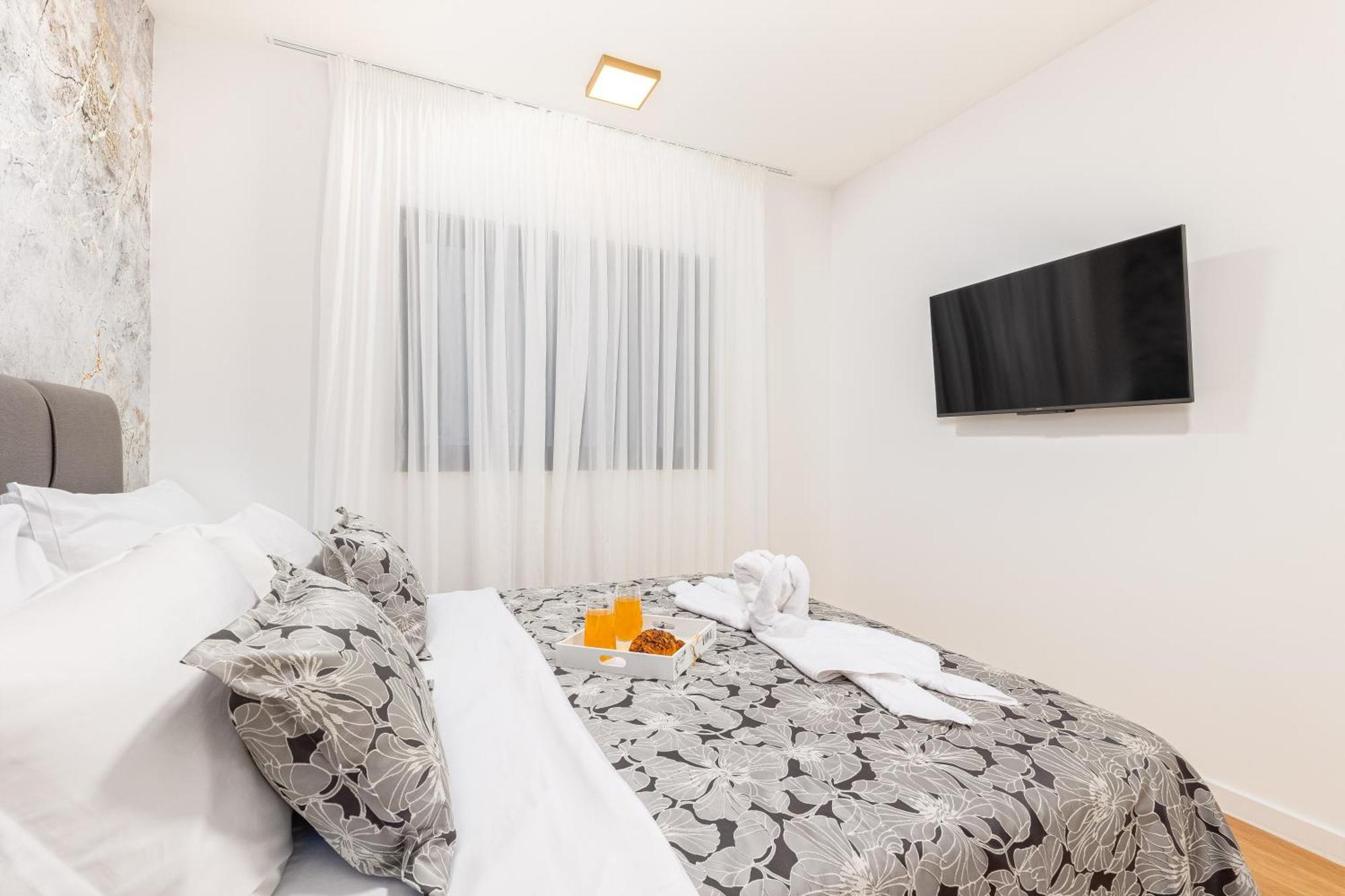 Golden Smile Apartment Сплит Екстериор снимка
